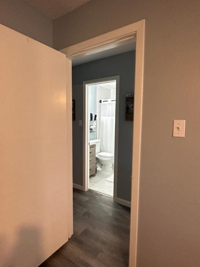 Atx North- Private Room And Bathroom In Quiet Neighborhood Остин Экстерьер фото